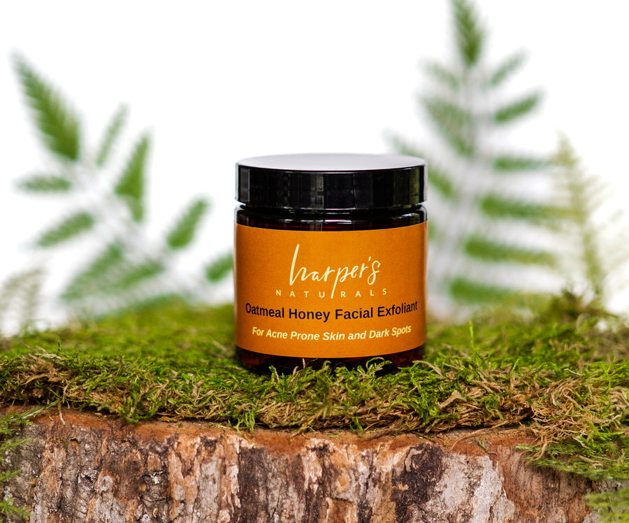 Harper's Naturals Oatmeal Honey Facial Exfoliant contains anti-inflammatory properties and combined with honey can help pull out the impurities that is caused by oily skin. This scrub is also great for acne prone skin.